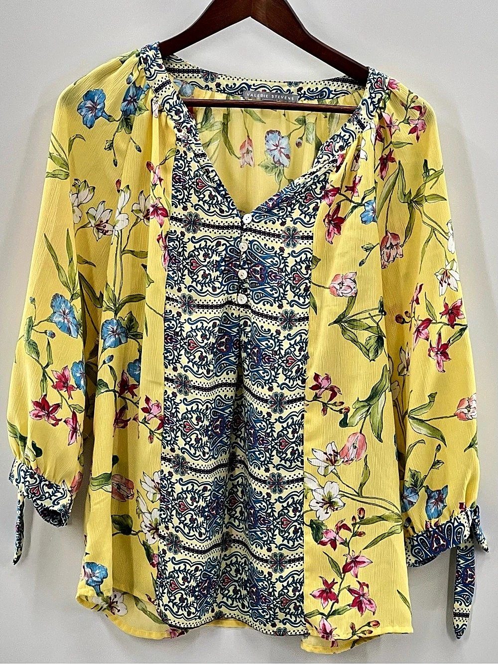 575 Valerie Stevens Floral Blouse in Yellow Size Large